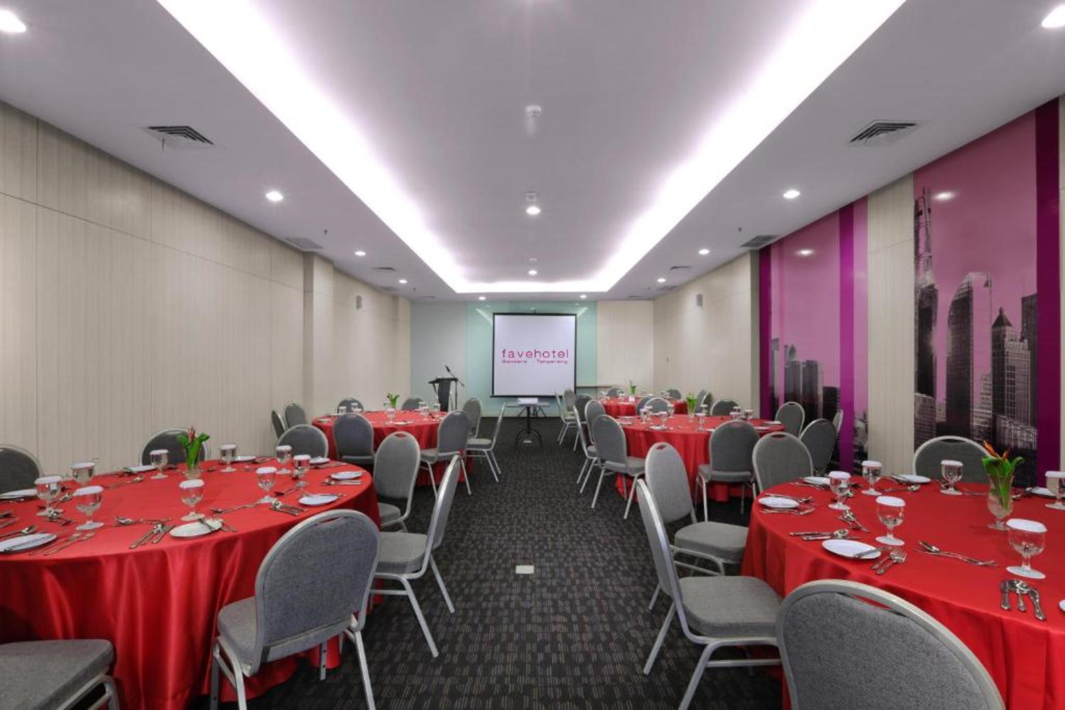 Favehotel Bandara Tangerang Exterior photo